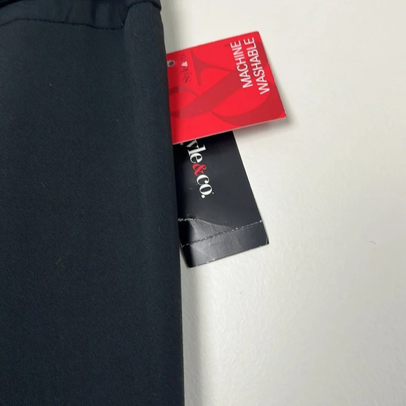 Style and Co Stretch LA Style Onyx Black Knee Length Skirt Size 12 NWT - Picture 3 of 9